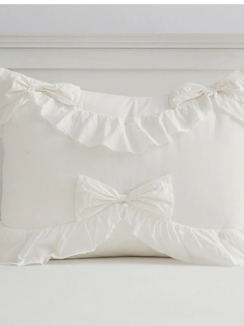 LoveShackFancy DORM Beautiful Pottery Barn TwinXL Bow Comforter with Sham
